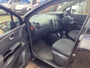 Renault Captur 1.5 dCi ENERGY Dynamique S Nav SUV 5dr Diesel Auto Euro 6 (s/s) 