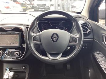 Renault Captur 1.5 dCi ENERGY Dynamique S Nav SUV 5dr Diesel Auto Euro 6 (s/s) 
