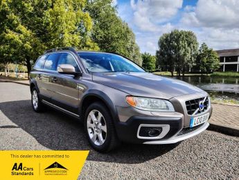 Volvo XC70 2.4D SE Lux Estate 5dr Diesel Geartronic Euro 4 (175 ps)