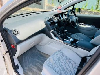 Peugeot 3008 1.6 HDi Sport SUV 5dr Diesel Manual Euro 4 (110 bhp)