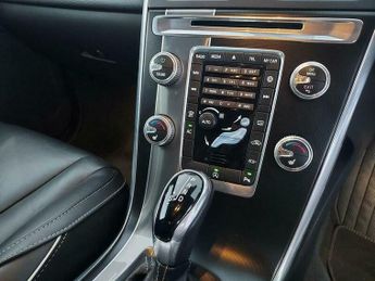 Volvo XC60 2.0 D4 R-Design Lux Nav Auto Euro 6 (s/s) 5dr
