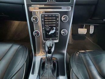 Volvo XC60 2.0 D4 R-Design Lux Nav Auto Euro 6 (s/s) 5dr