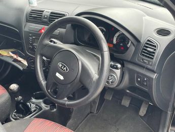 Kia Picanto 1.0 Spice Hatchback 5dr Petrol Manual (114 g/km, 60 bhp)