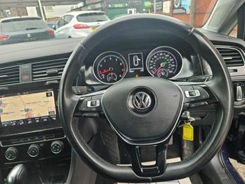Volkswagen Golf GT TSI EVO DSG