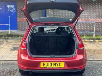 Volkswagen Golf SE TDI BLUEMOTION TECHNOLOGY DSG