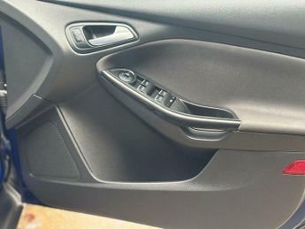 Ford Focus TITANIUM