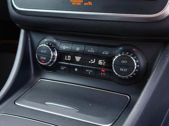 Mercedes GLA GLA 220 D 4MATIC AMG LINE PREMIUM