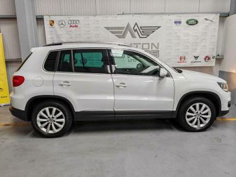 Volkswagen Tiguan 2.0 TDI BlueMotion Tech Match DSG 4WD Euro 5 (s/s) 5dr