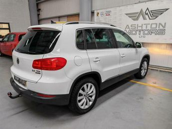 Volkswagen Tiguan 2.0 TDI BlueMotion Tech Match DSG 4WD Euro 5 (s/s) 5dr
