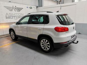 Volkswagen Tiguan 2.0 TDI BlueMotion Tech Match DSG 4WD Euro 5 (s/s) 5dr