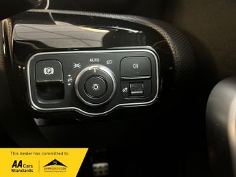 Mercedes A Class A 180 D AMG LINE EXECUTIVE