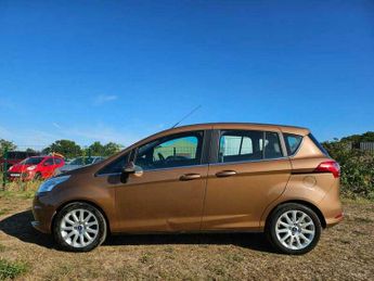 Ford B Max TITANIUM