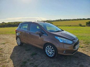 Ford B-Max TITANIUM