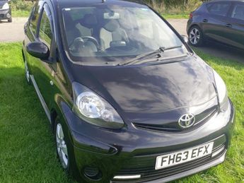 Toyota AYGO VVT-I MOVE WITH STYLE