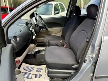 Daihatsu Sirion SE