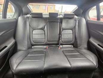 Jaguar XE 2.0d R-Sport Saloon 4dr Diesel Auto Euro 6 (s/s) (163 ps)