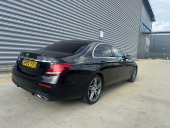Mercedes-Benz E Class 2.0 E220d AMG Line Saloon 4dr Diesel G-Tronic+ Euro 6 (s/s) (194