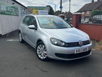 Volkswagen Golf SE TSI