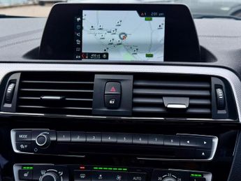 BMW 1 SERIES 118i M SPORT