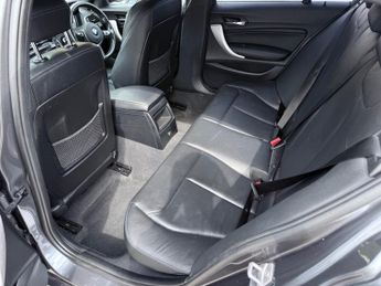 BMW 1 SERIES 118i M SPORT