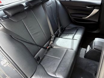 BMW 1 SERIES 118i M SPORT