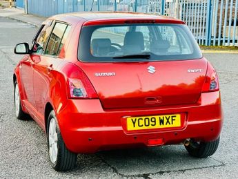 Suzuki Swift GLX