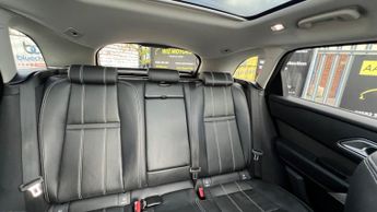 Land Rover Range Rover Velar 2.0 D240 SE SUV 5dr Diesel Auto 4WD Euro 6 (s/s) (240 ps)