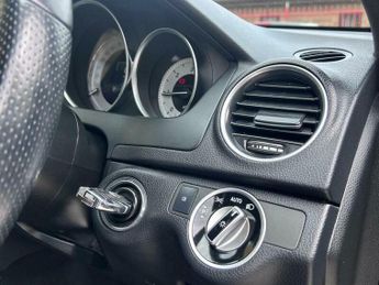 Mercedes-Benz C Class 2.1 C220 CDI AMG Sport G-Tronic+ Euro 5 (s/s) 2dr
