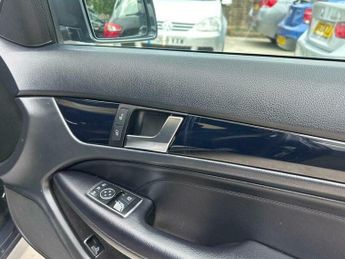Mercedes-Benz C Class 2.1 C220 CDI AMG Sport G-Tronic+ Euro 5 (s/s) 2dr