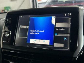 Peugeot 208 1.6 VTi Allure Auto Euro 5 5dr