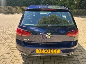 Volkswagen Golf SE NAVIGATION TSI EVO DSG