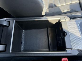 BMW 3 SERIES 2.0 320d M Sport Saloon 4dr Diesel Auto xDrive Euro 6 (s/s) (190