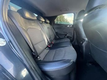 Kia XCeed 1.6 GDi 8.9kWh 3 DCT Euro 6 (s/s) 5dr PCO/TFL+1owner+Nav+Camera+