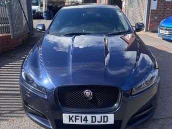 Jaguar XF D V6 R-SPORT