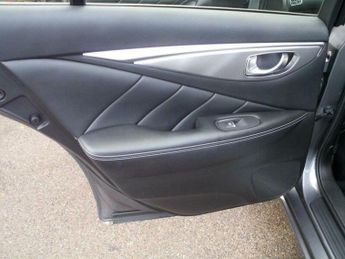 Infiniti Q50 2.0T Sport Auto Euro 5 (s/s) 4dr