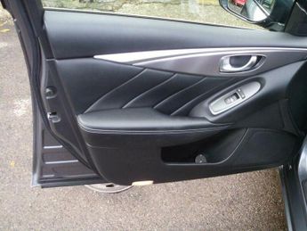 Infiniti Q50 2.0T Sport Auto Euro 5 (s/s) 4dr