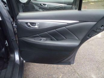 Infiniti Q50 2.0T Sport Auto Euro 5 (s/s) 4dr