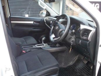 Toyota Hilux 2.4 D-4D Icon Auto 4WD Euro 6 4dr