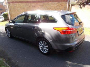 Ford Focus 1.6 Titanium Estate 5dr Petrol Powershift Euro 6 (125 ps)