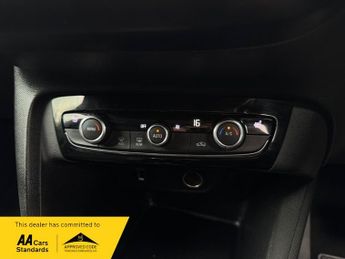 Vauxhall Corsa 50kWh Elite Nav Hatchback 5dr Electric Auto (7.4Kw Charger) (136