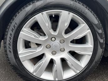 Land Rover Discovery 2.0 SD4 HSE SUV 5dr Diesel Auto 4WD Euro 6 (s/s) (240 ps)
