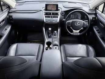 Lexus NX 300H PREMIER