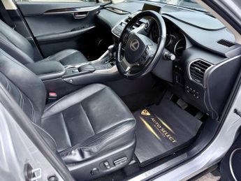 Lexus NX 300H PREMIER