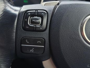 Lexus NX 300H PREMIER