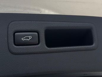 Lexus NX 300H PREMIER