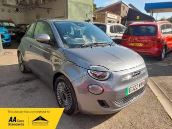 Fiat 500 42kWh Icon Auto 3dr, 1 owner, 2x charging cable