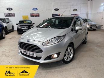 Ford Fiesta 1.0T EcoBoost Zetec Hatchback 5dr Petrol Manual Euro 6 (s/s) (10