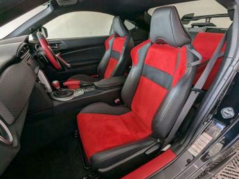 Toyota GT86 2.0 Boxer D-4S Auto Euro 5 2dr