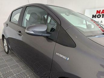 Toyota Yaris 1.5 VVT-h Excel E-CVT Euro 6 5dr (15in Alloy)