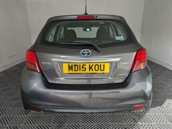 Toyota Yaris 1.5 VVT-h Excel E-CVT Euro 6 5dr (15in Alloy)